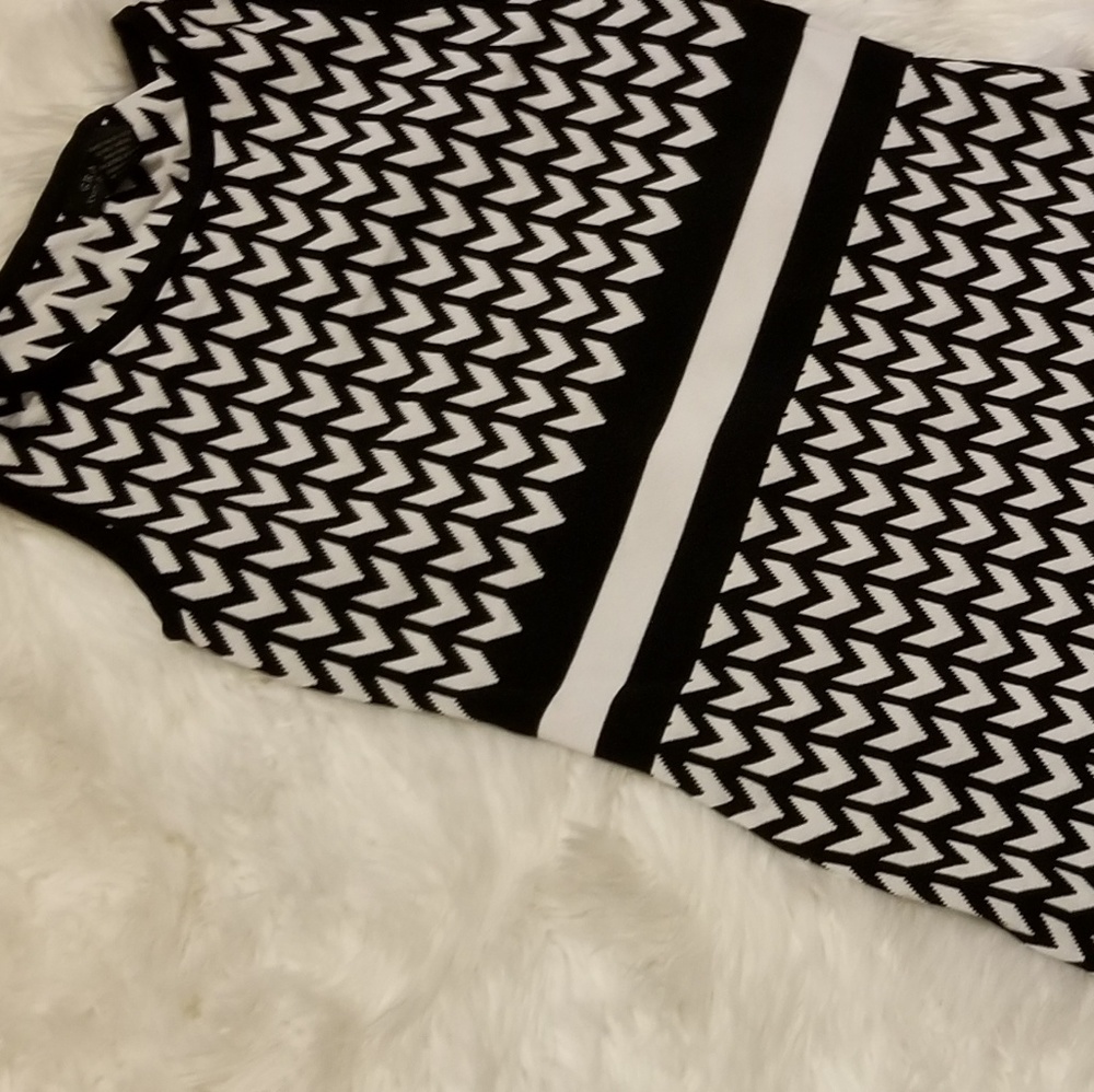 5 items for $15 TODAY!!! Dress